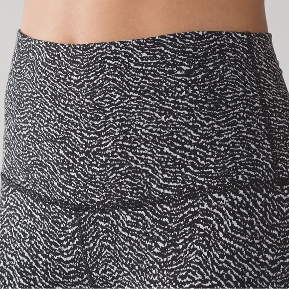 Lululemon Luon Ripple Jacquard Wunder Under Hi-Rise Laser Cut Pant Leggings - Picture 8 of 9